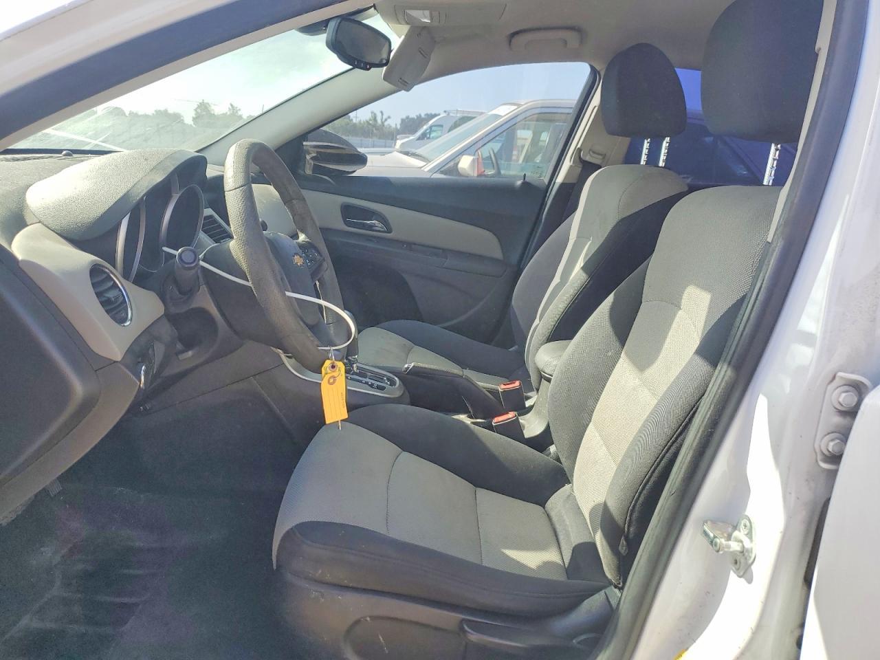 2016 Chevrolet Cruze Limited Ls - Image 7