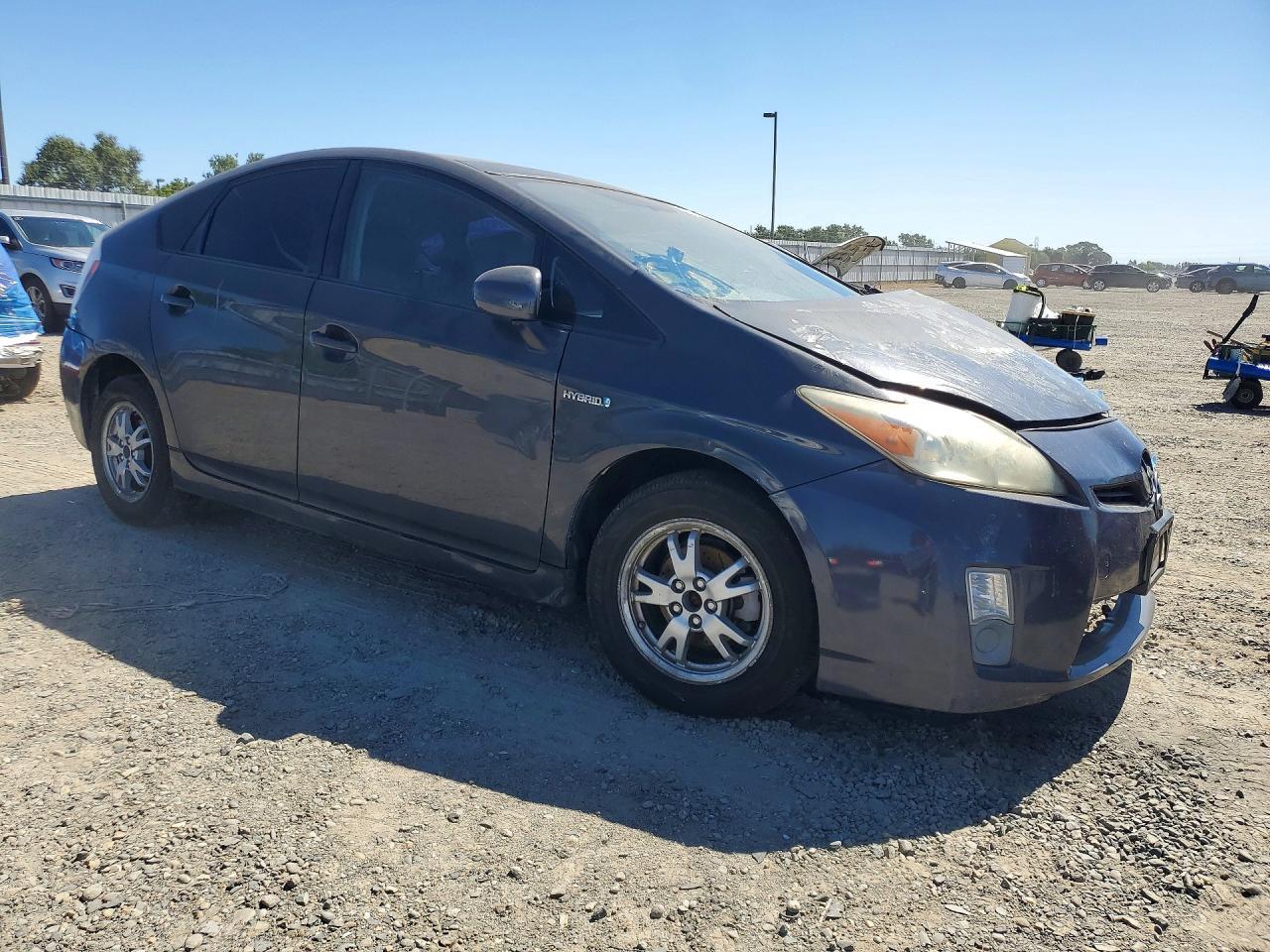 2010 Toyota Prius Iv - Фото 4