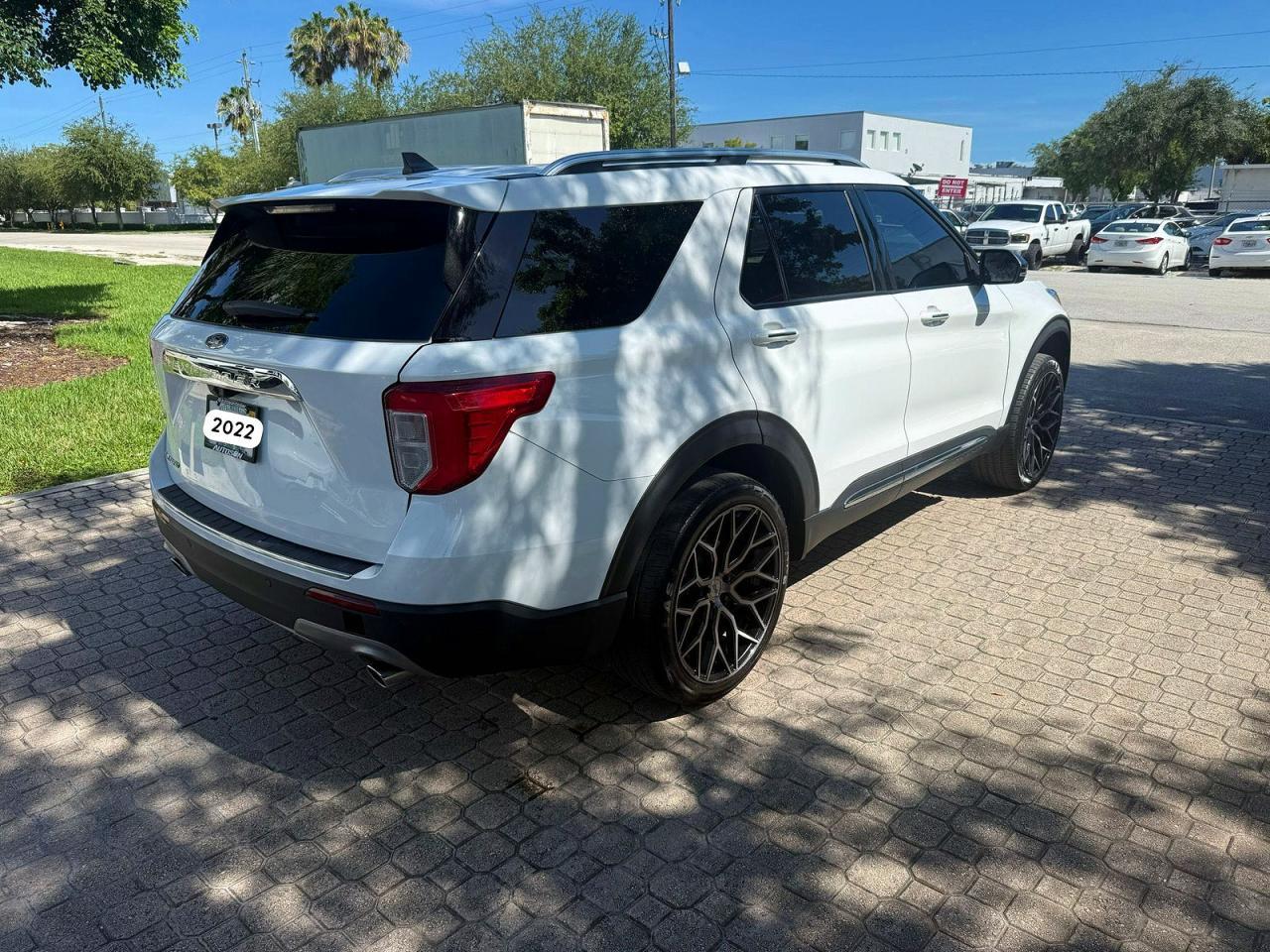 2022 Ford Explorer Limited - Фото 4