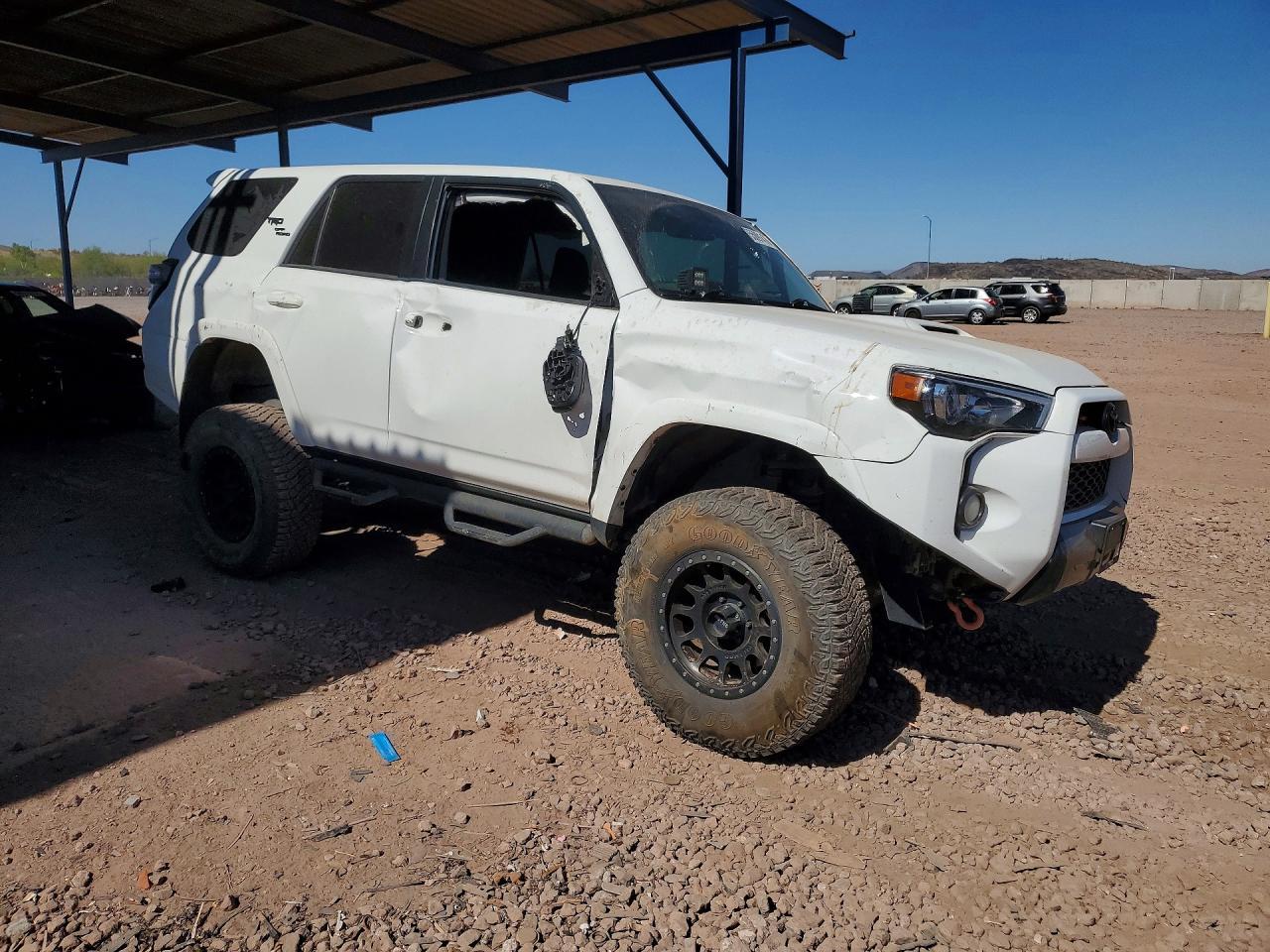 2017 Toyota 4Runner Trd Off-Road - Image 4