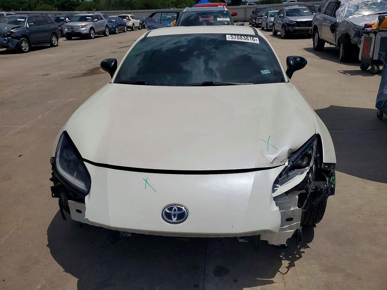 2023 Toyota Gr 86 Premium - Фото 5