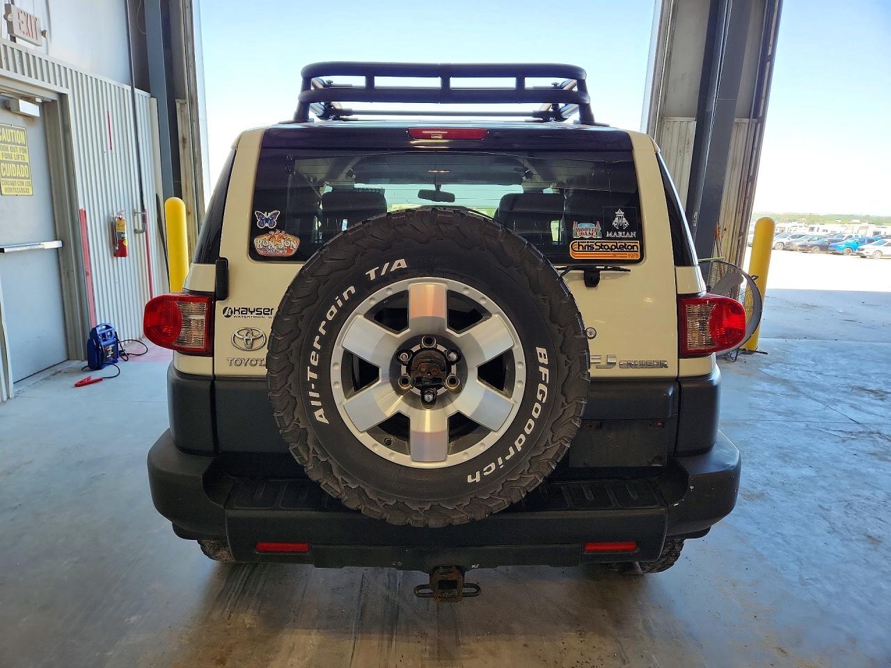 2010 Toyota Fj Cruiser Base - Фото 6