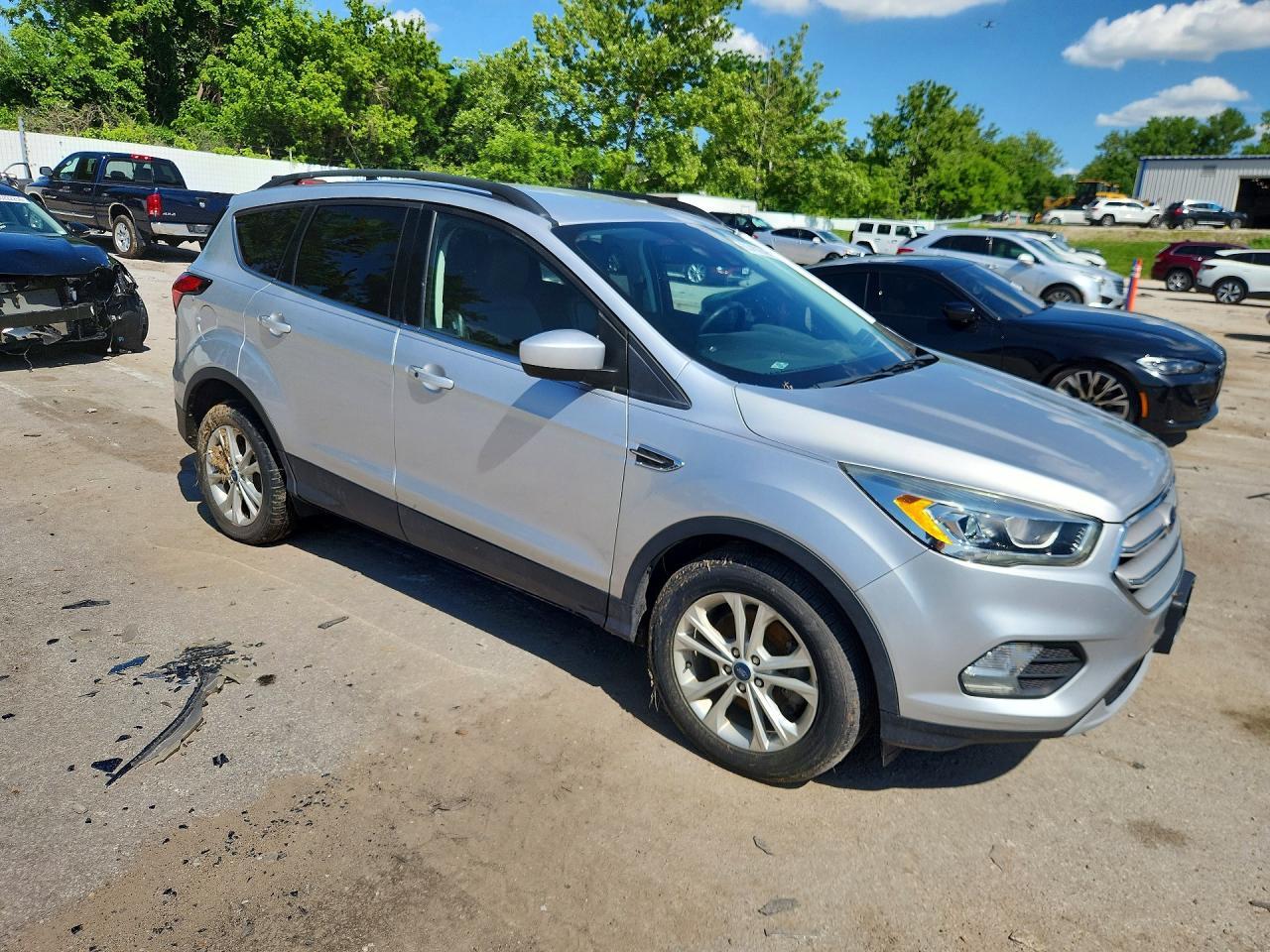 2019 Ford Escape Sel - Фото 4
