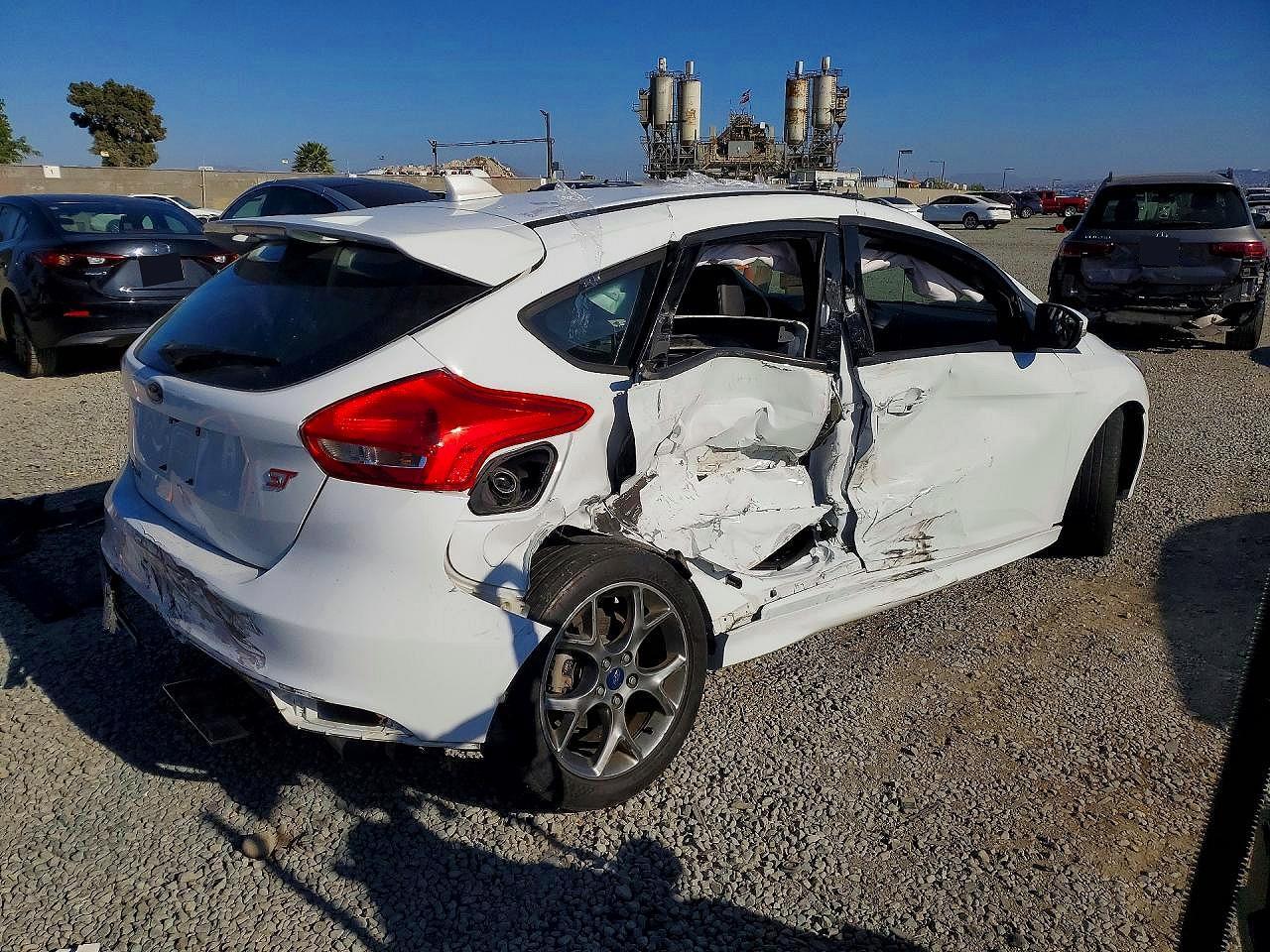 2018 Ford Focus St - Image 3
