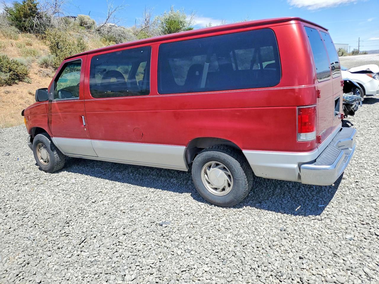 1998 Ford Econoline E150 - Image 2
