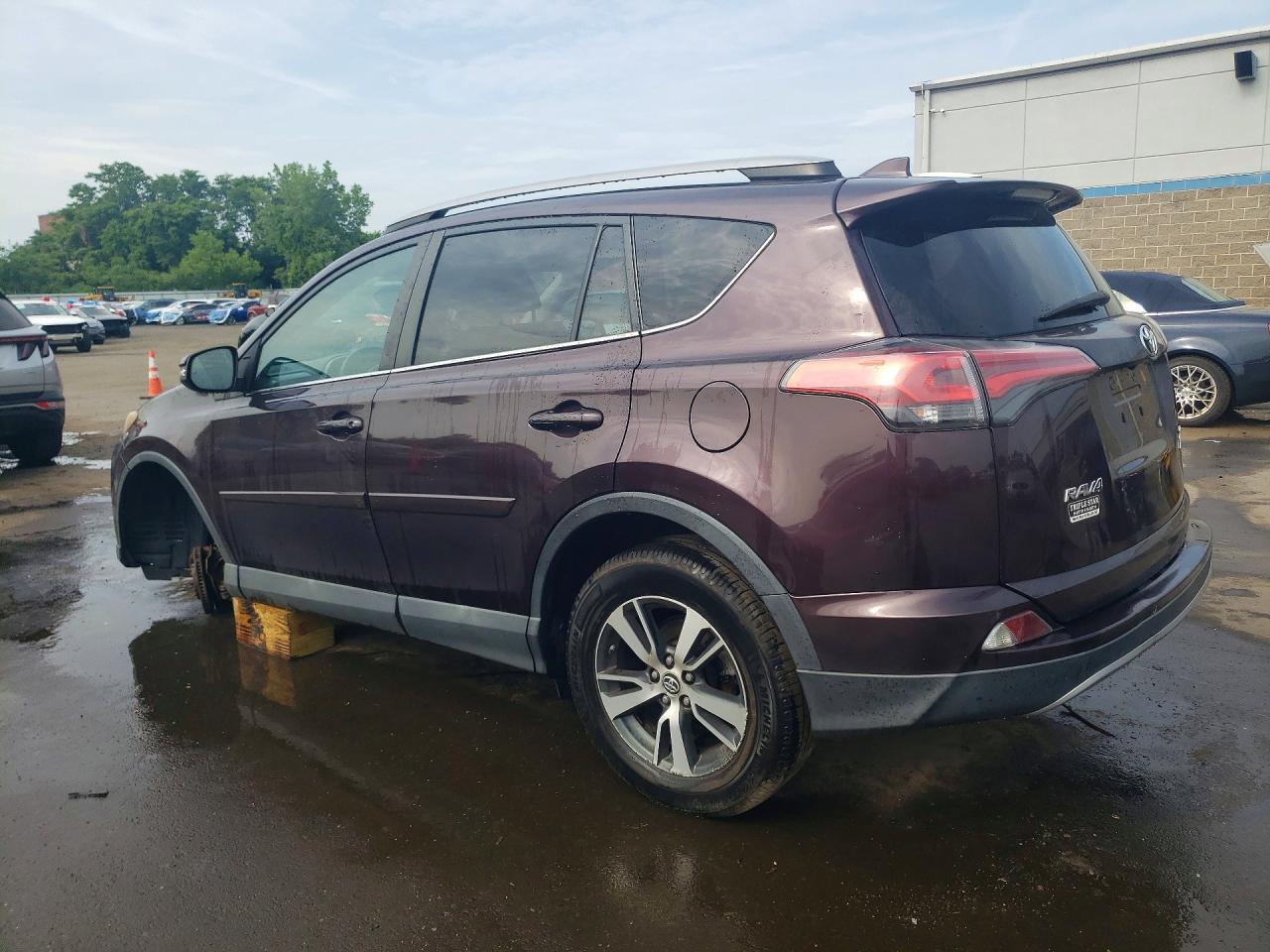 2018 Toyota Rav4 Xle - Фото 2
