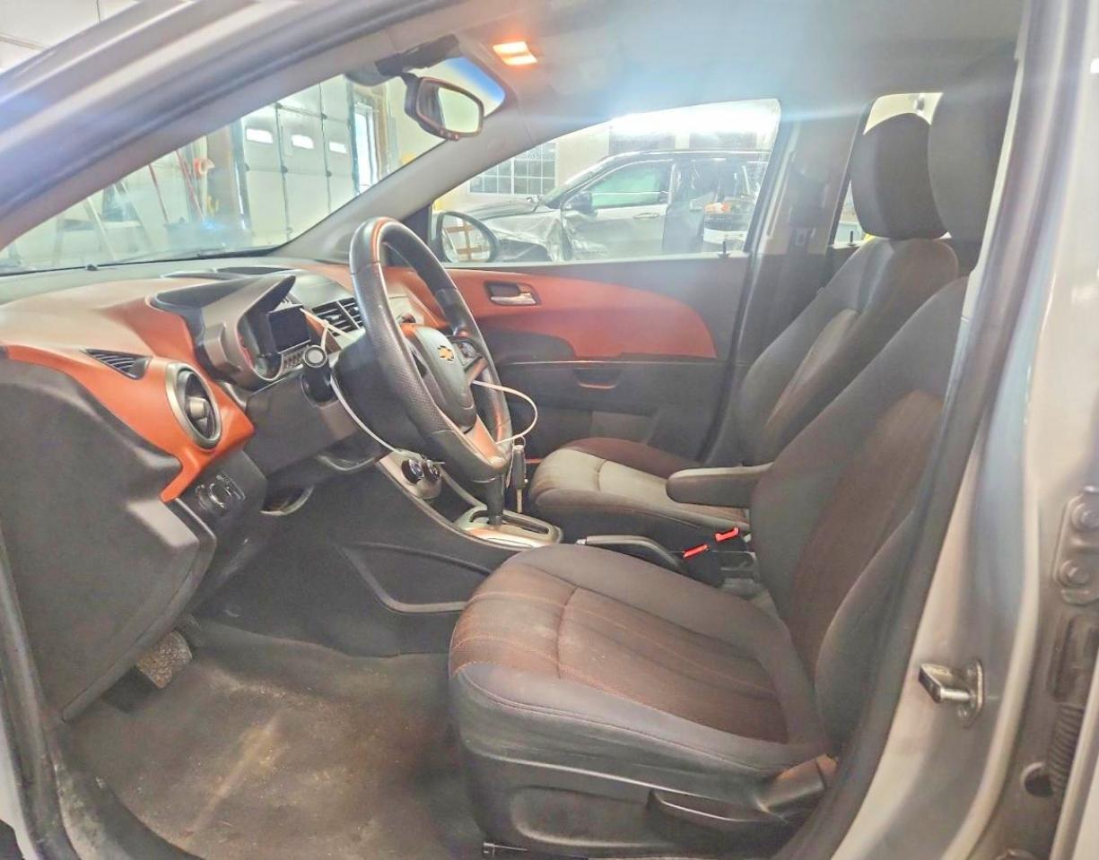 2014 Chevrolet Sonic Lt - Image 7