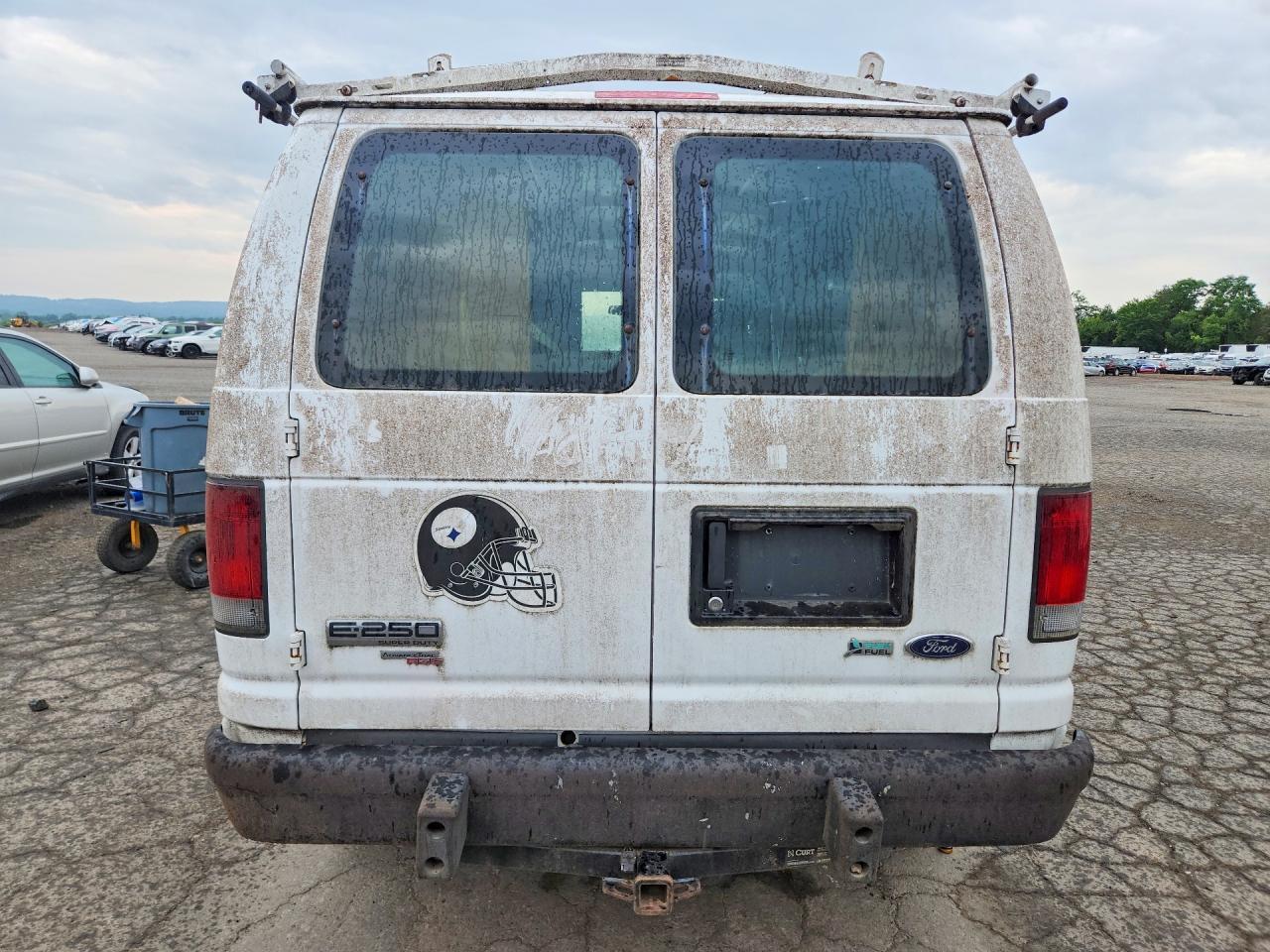 2011 Ford E250 Utility / Service Van - Фото 6