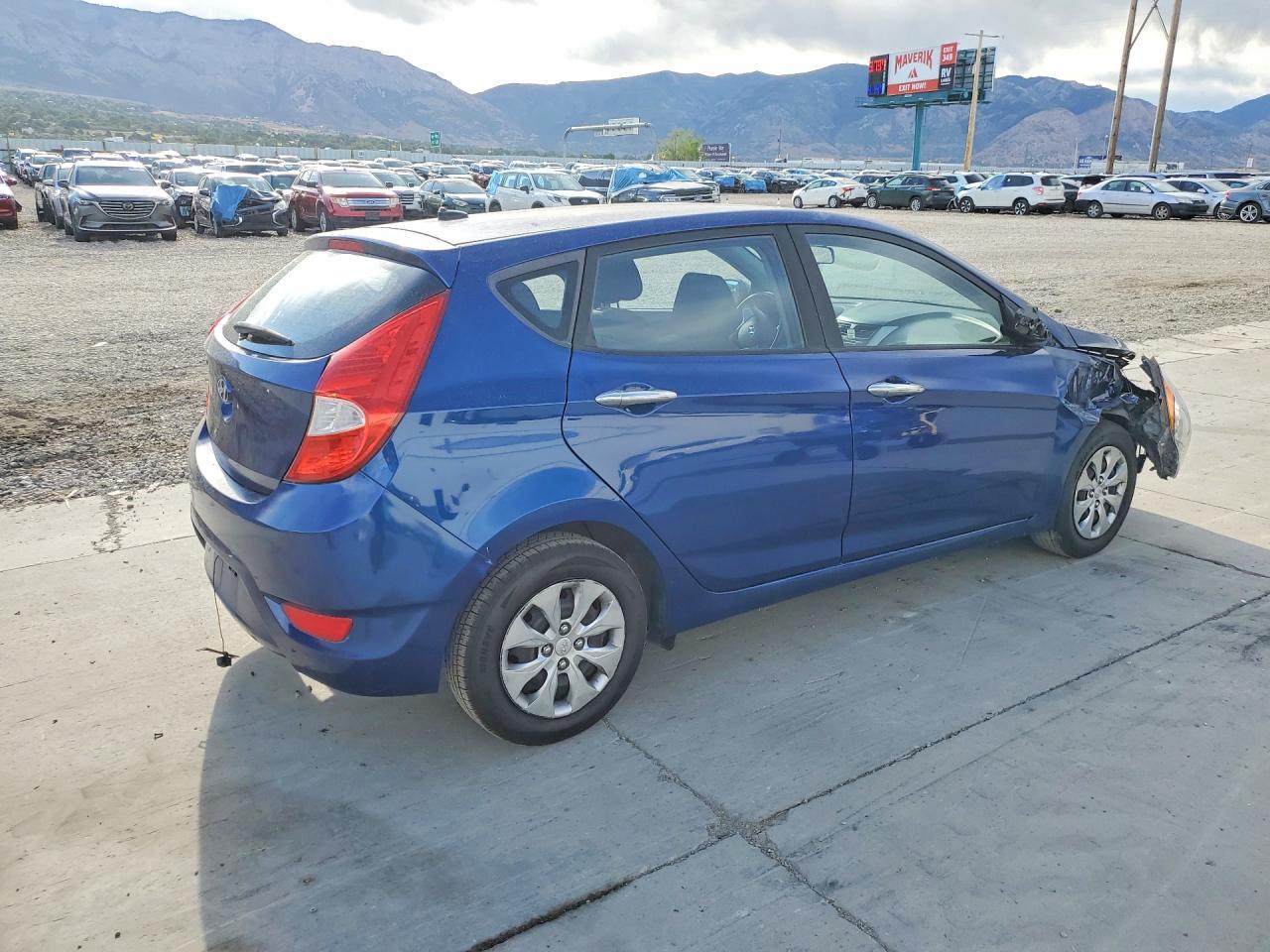 2016 Hyundai Accent Se - Image 3
