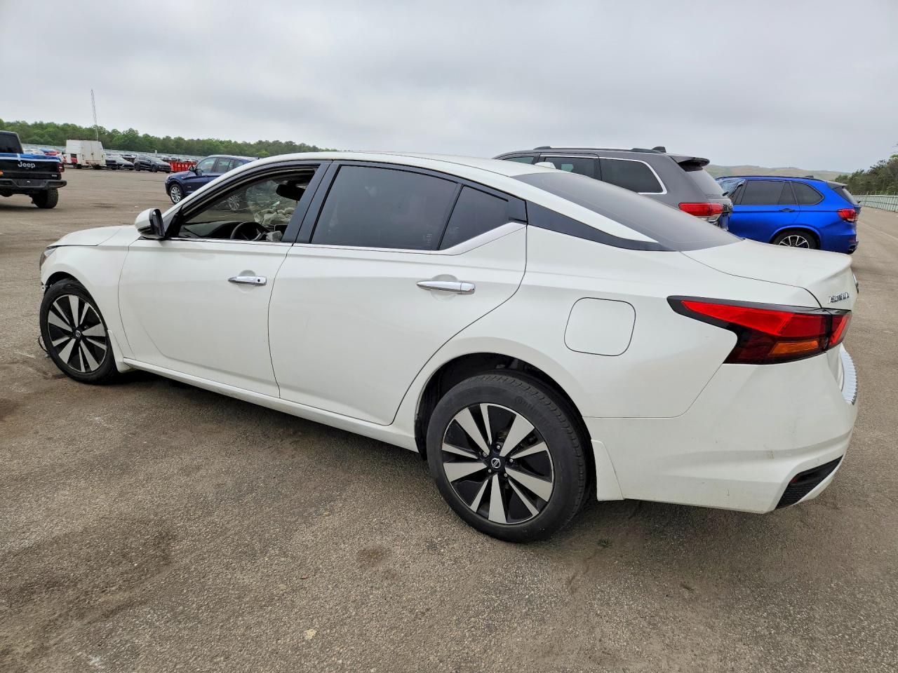 2019 Nissan Altima Sv - Фото 2