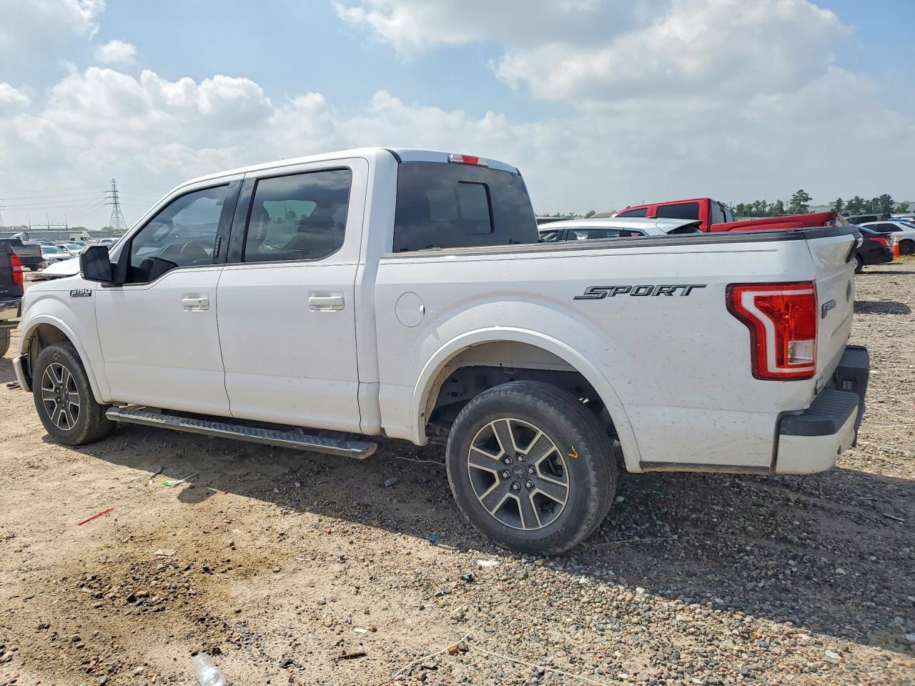2016 Ford F150 Supercrew - Фото 2