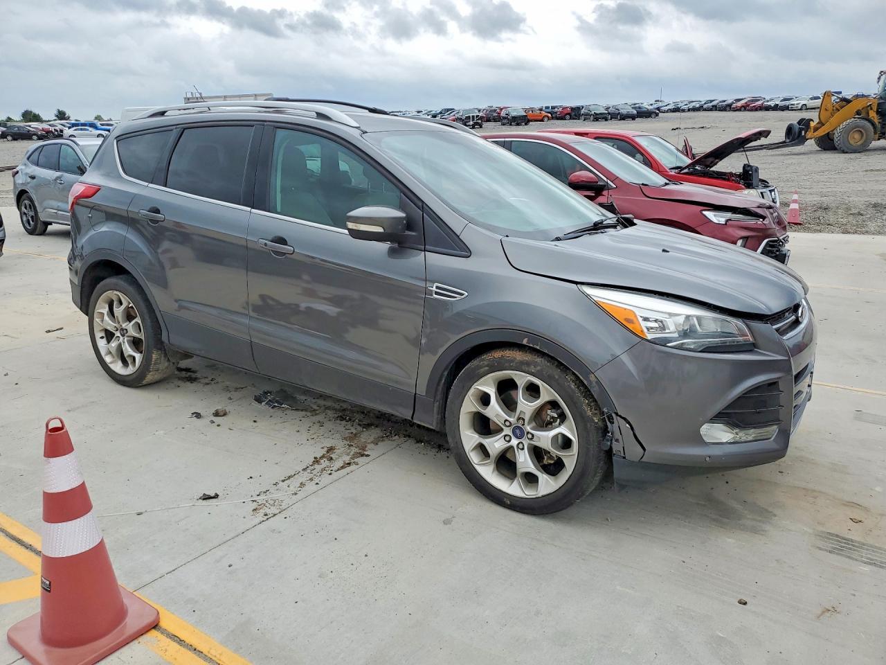 2014 Ford Escape Titanium - Image 4