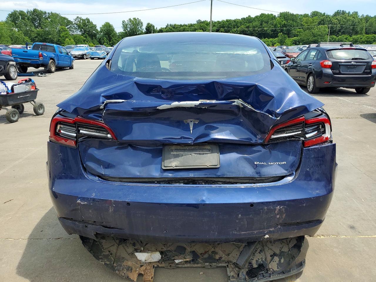 2022 Tesla 3 - Фото 6