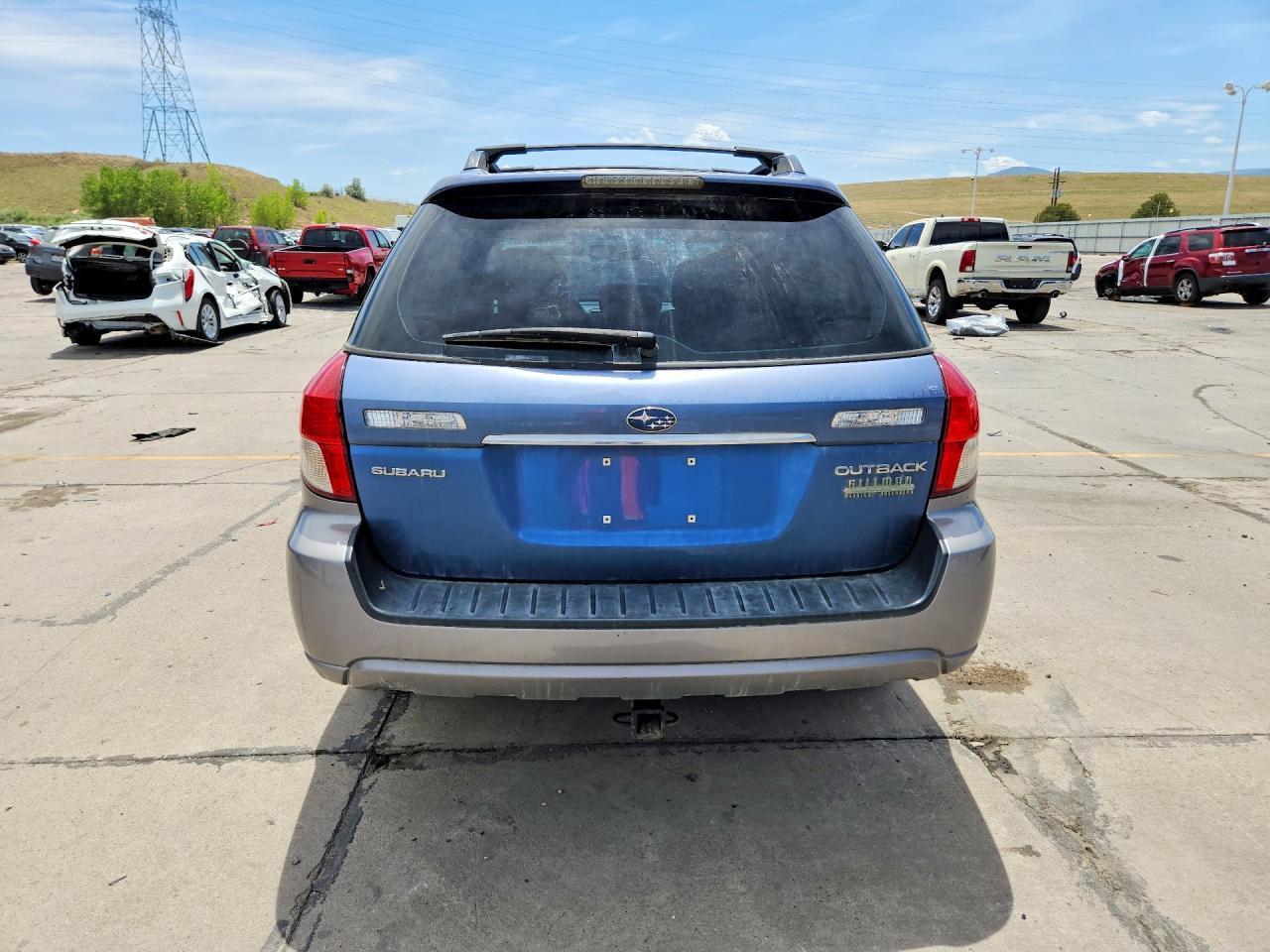 2009 Subaru Outback 2.5I Limited - Image 6