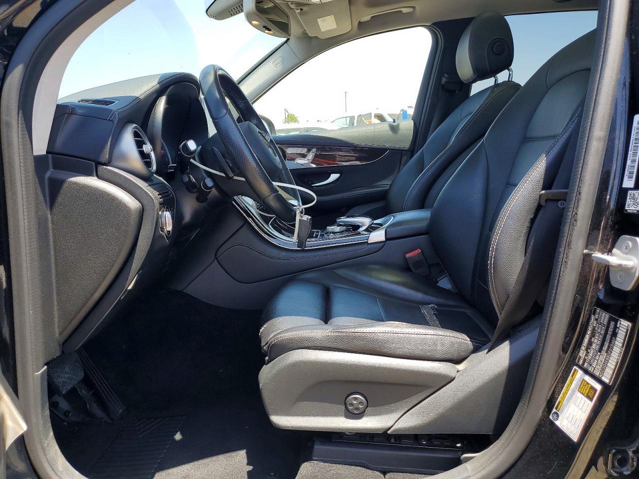2016 Mercedes-Benz Glc 300 4Matic - Image 7