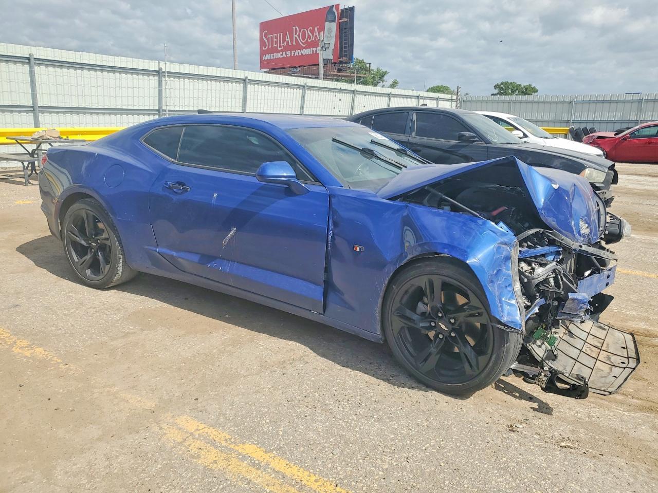 2019 Chevrolet Camaro Ls - Фото 4