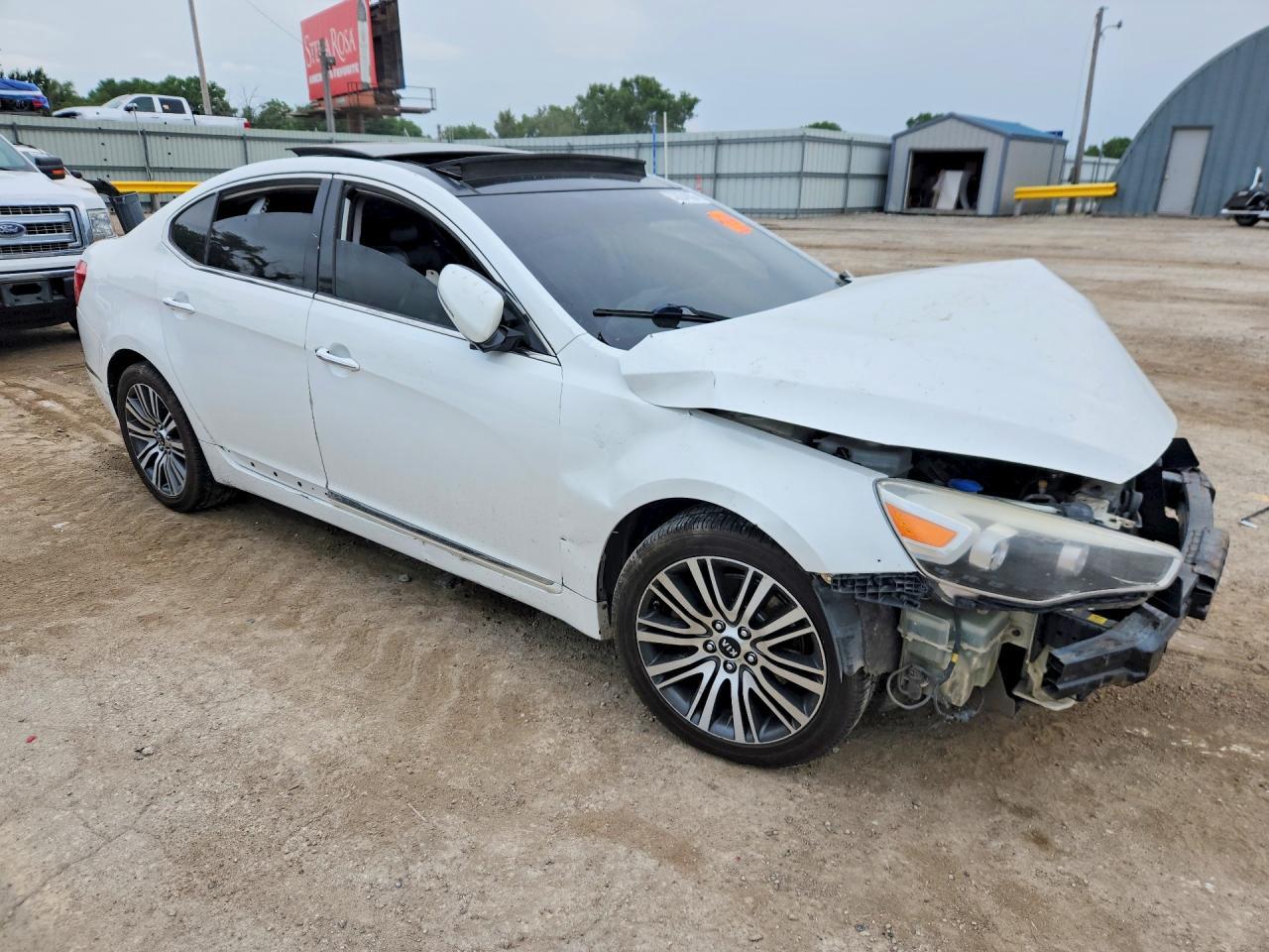 2014 Kia Cadenza - Image 4