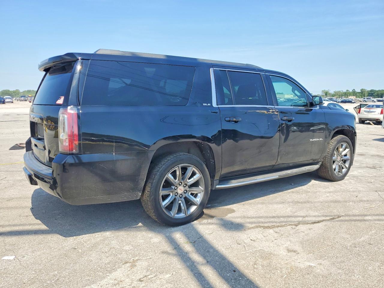2015 GMC Yukon Xl K1500 Sle - Image 3