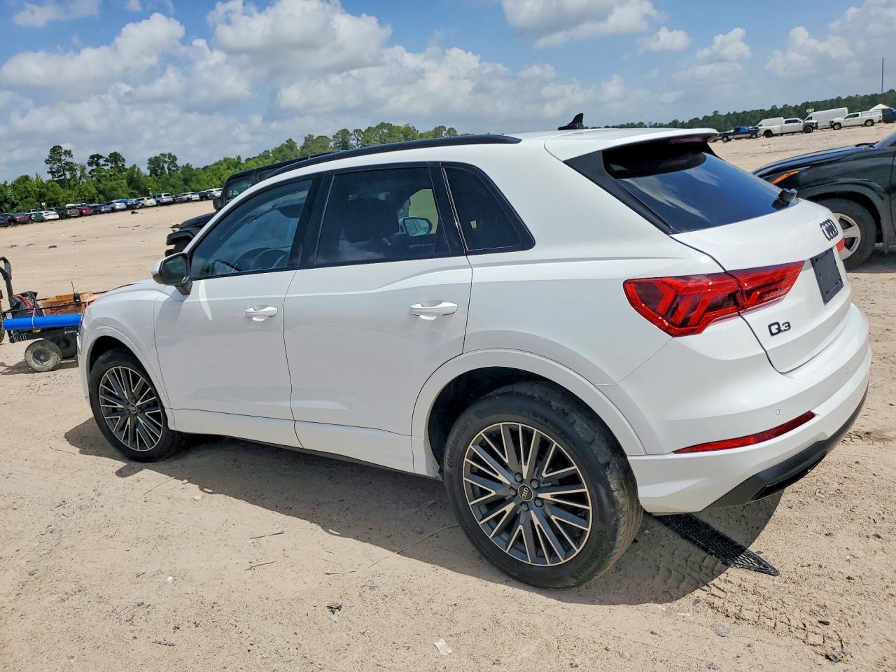 2024 Audi Q3 Premium 40 - Фото 2