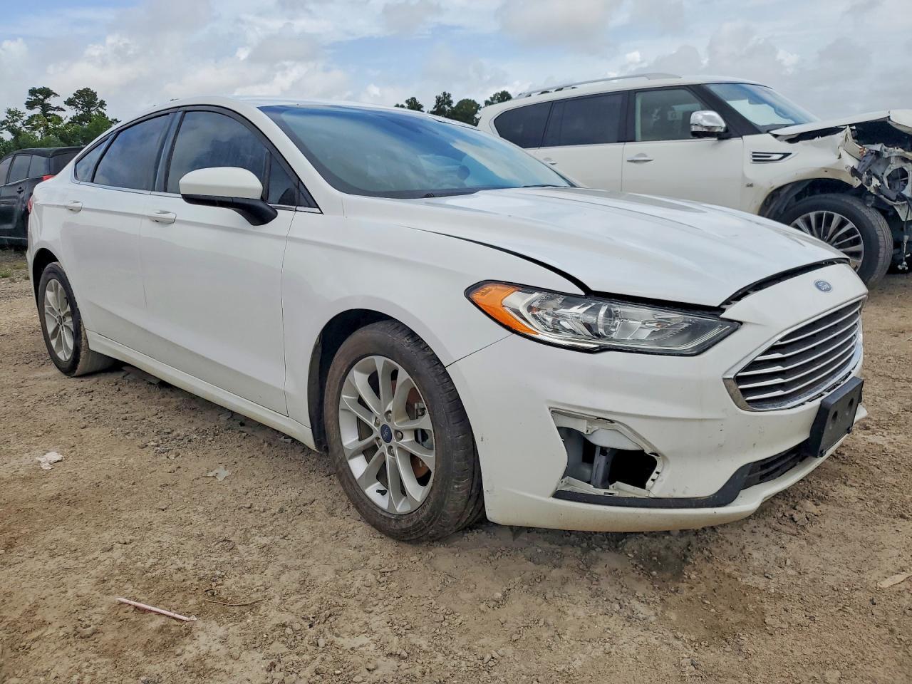 2020 Ford Fusion Se - Image 4