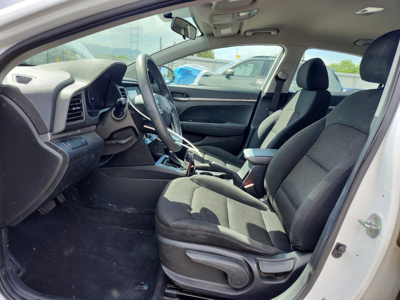 2019 Hyundai Elantra Se - Image 7