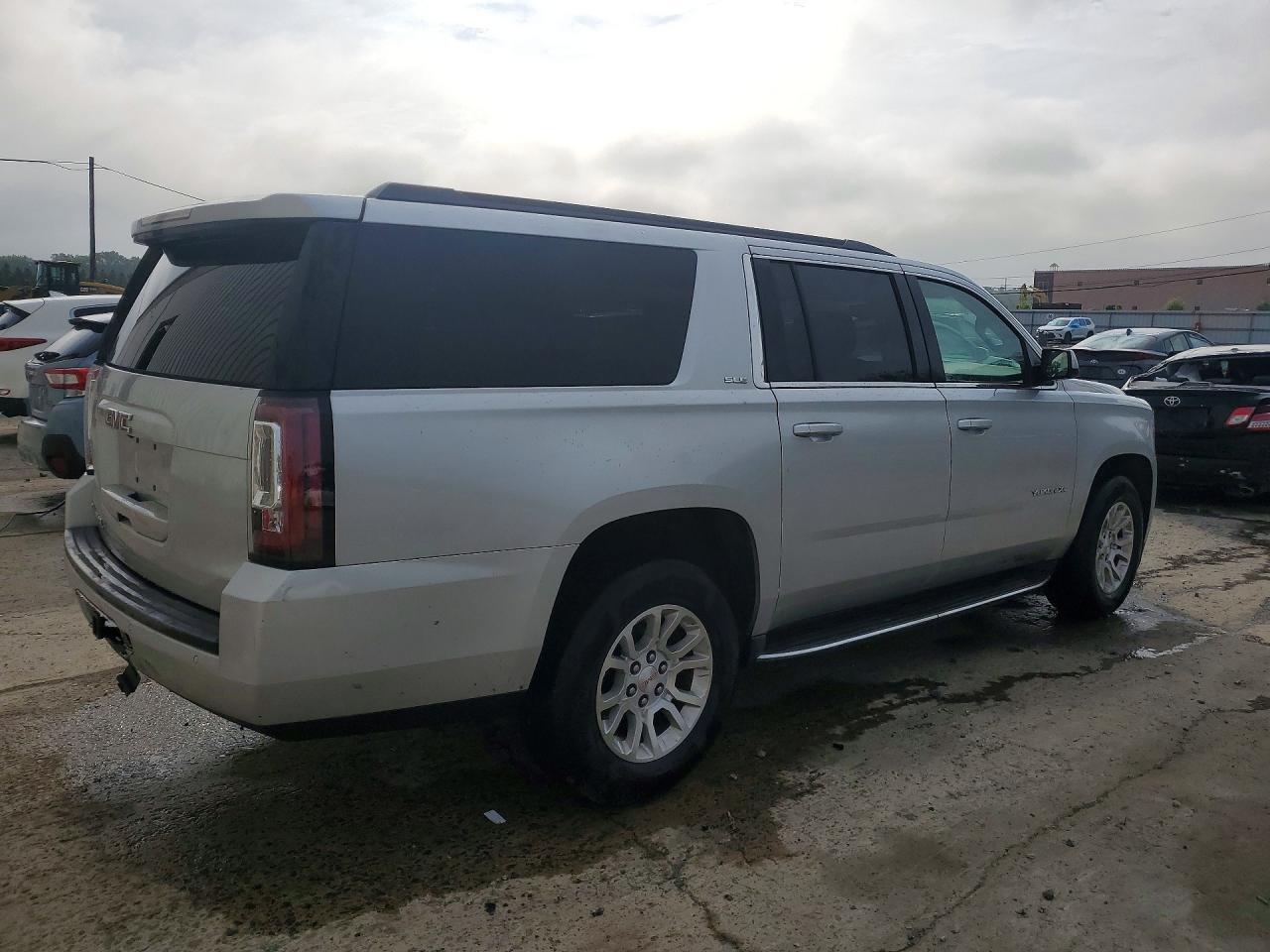 2016 GMC Yukon Xl C1500 Sle - Фото 3