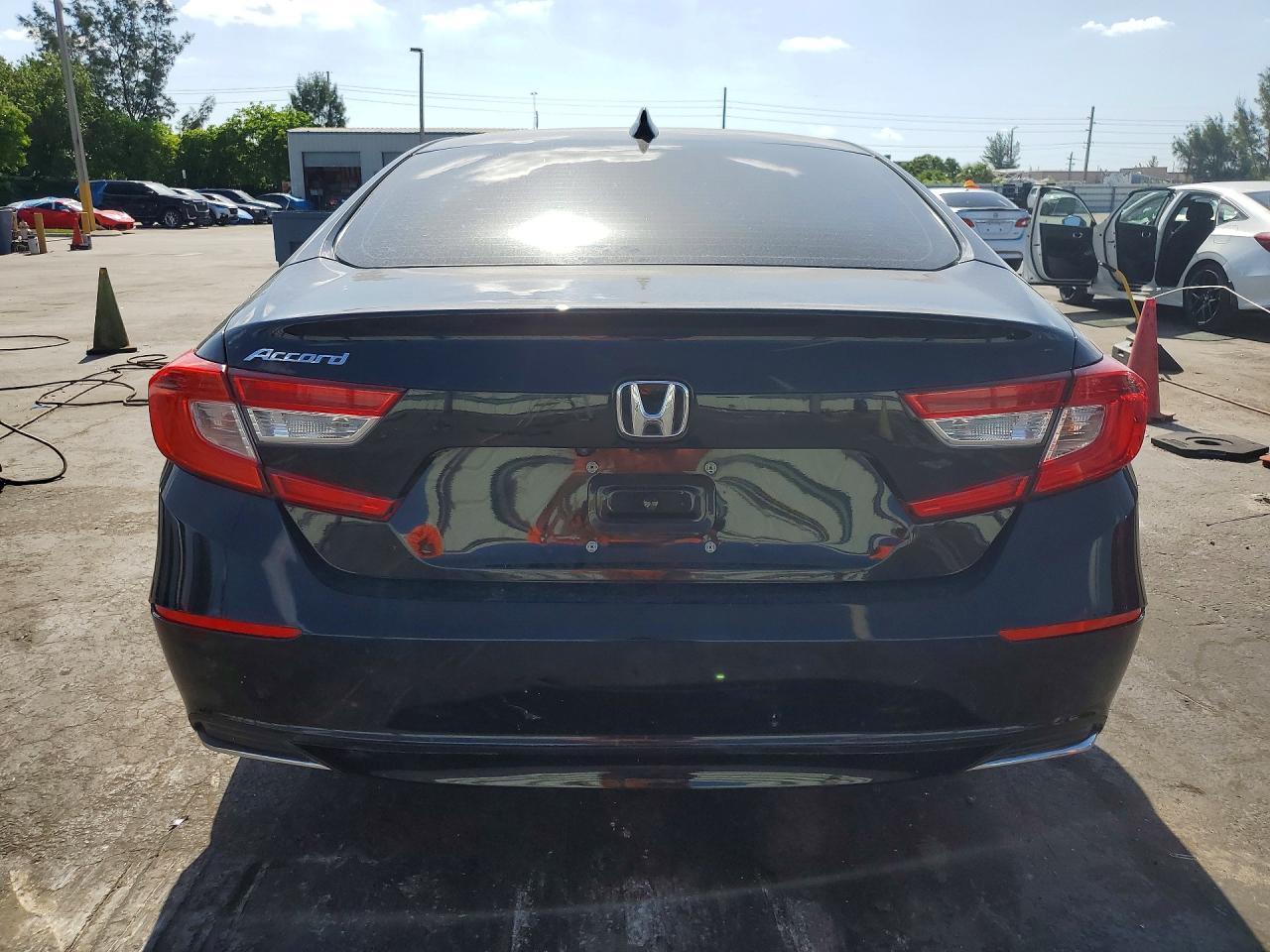 2018 Honda Accord Lx - Фото 6