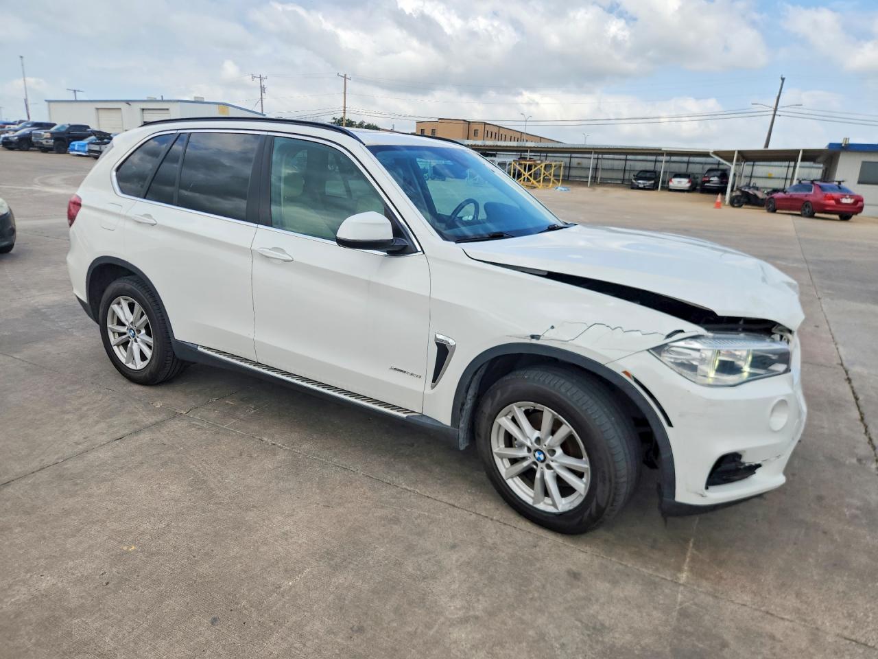 2015 BMW X5 xDrive35I - Фото 4