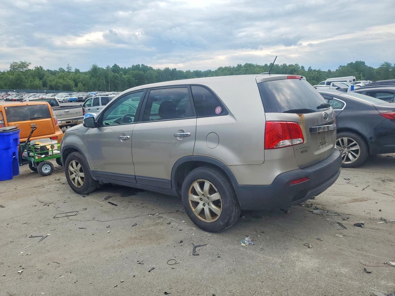 2013 Kia Sorento Lx - Фото 2