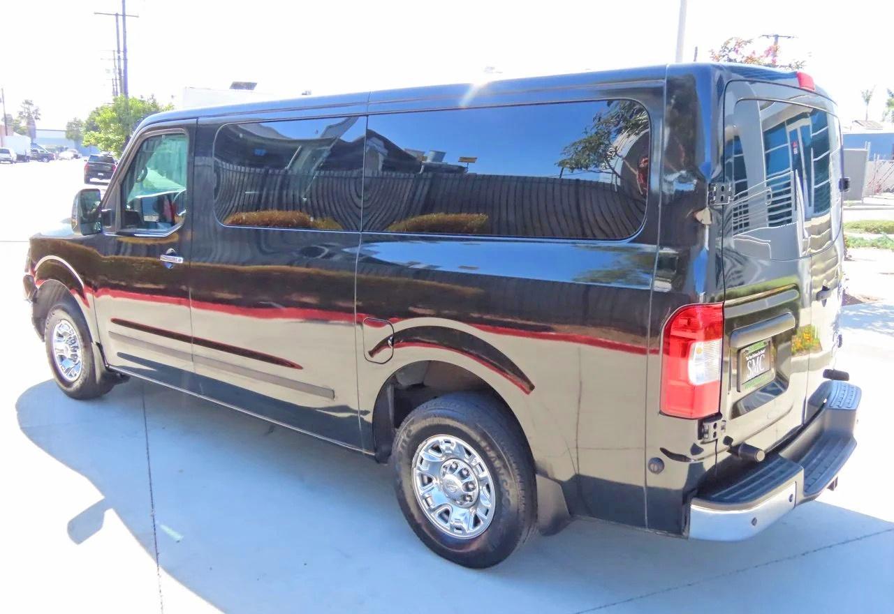 2016 Nissan Nv 3500 Hd Sv - Image 4