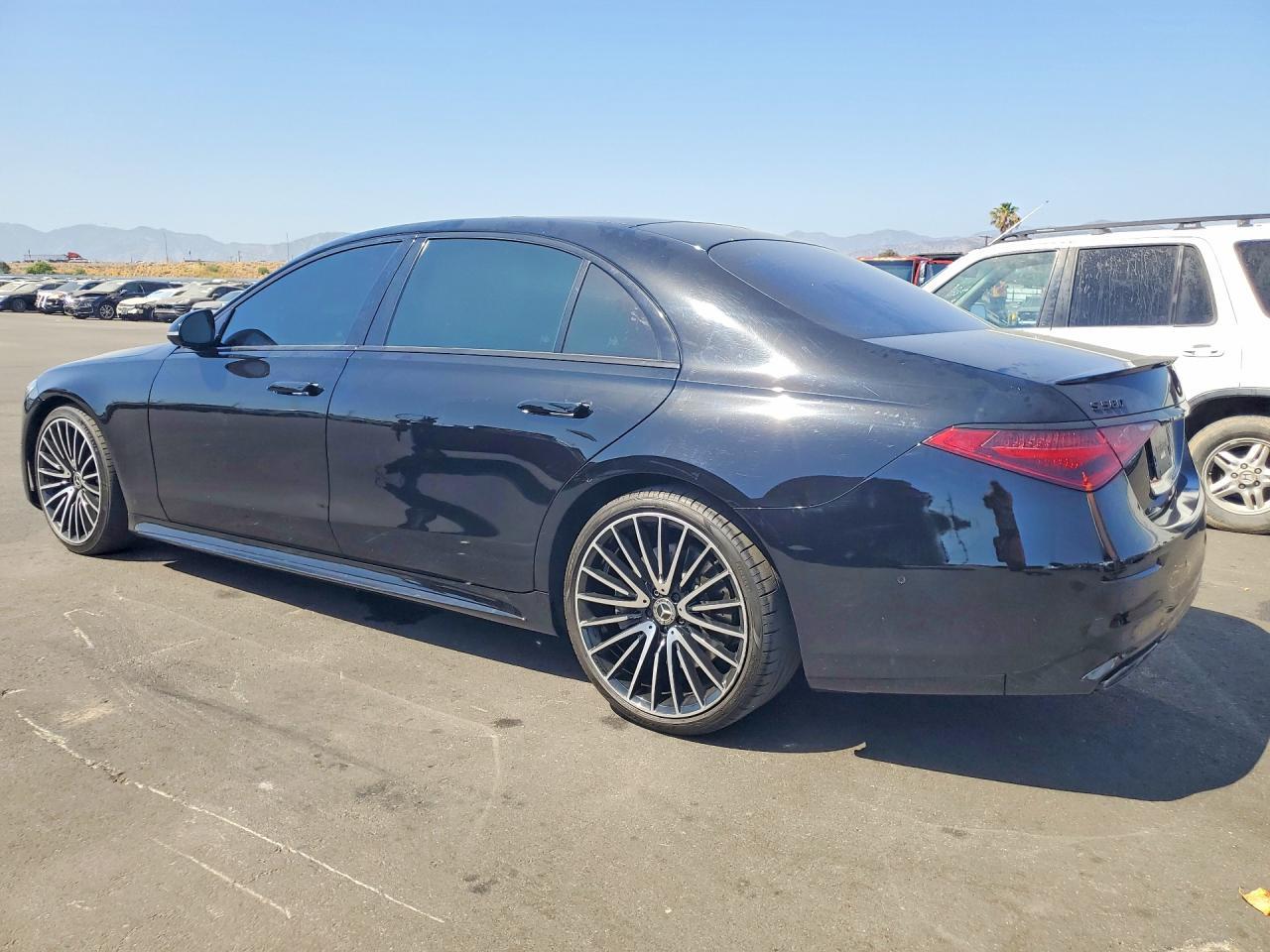 2022 Mercedes-Benz S 580 4Matic - Фото 2