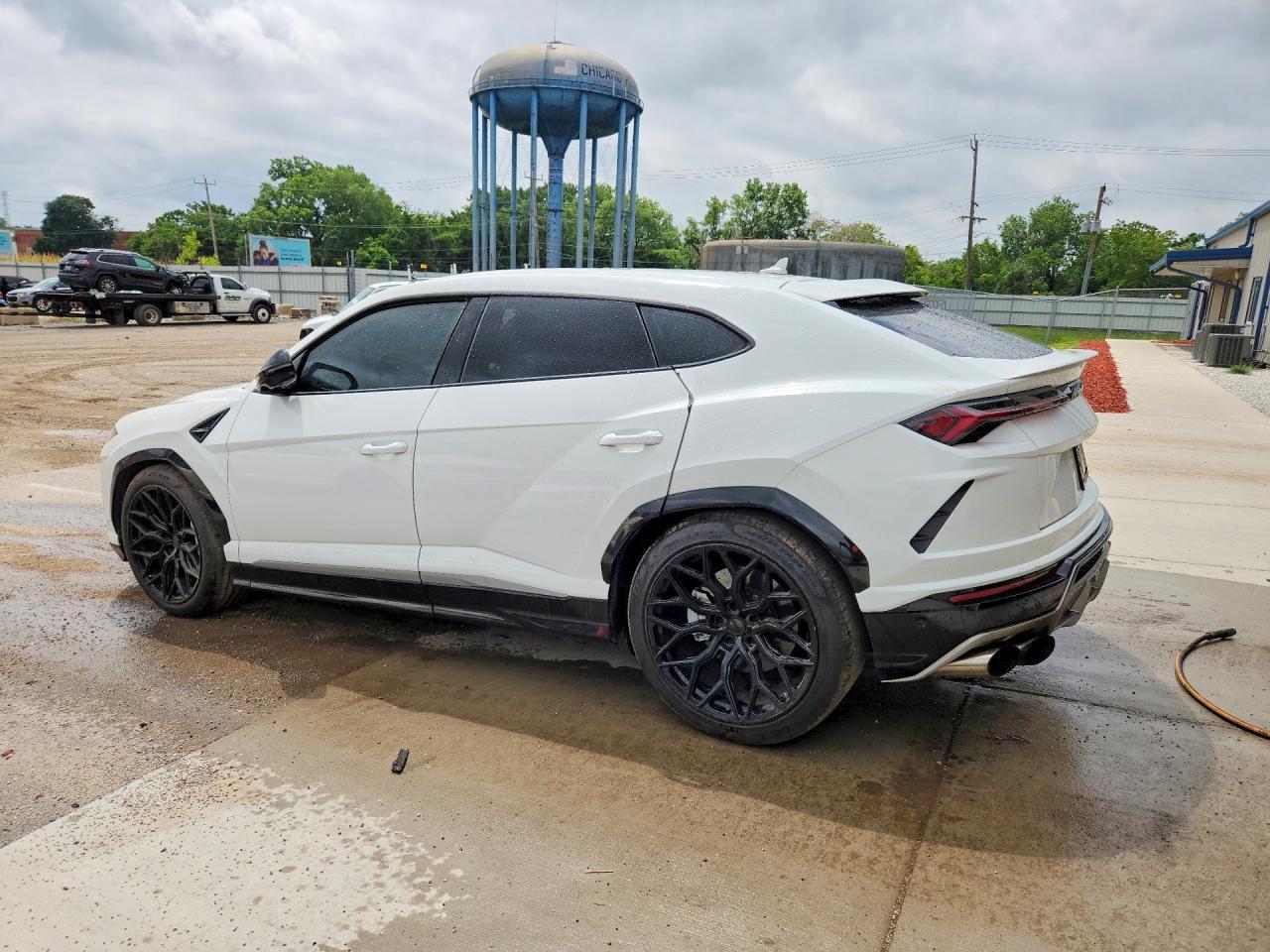 2019 Lamborghini Urus - Фото 2