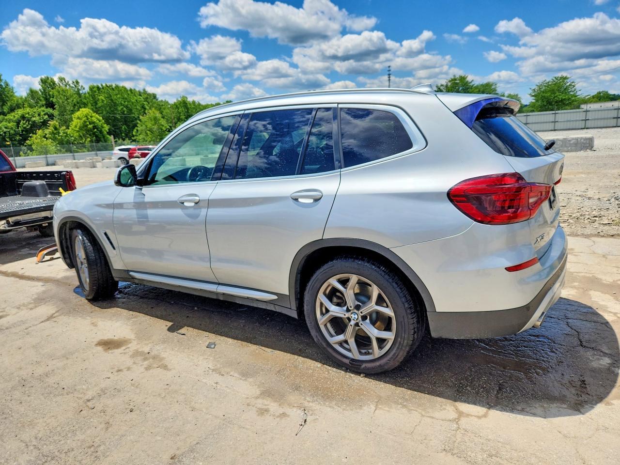 2021 BMW X3 Sdrive30I - Фото 2