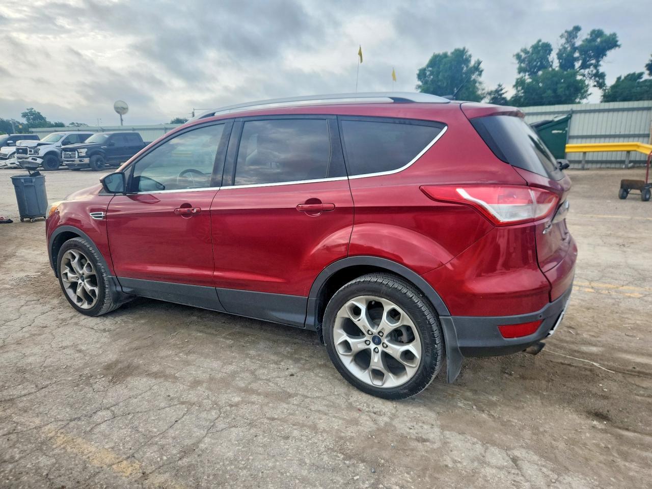 2014 Ford Escape Titanium - Фото 2