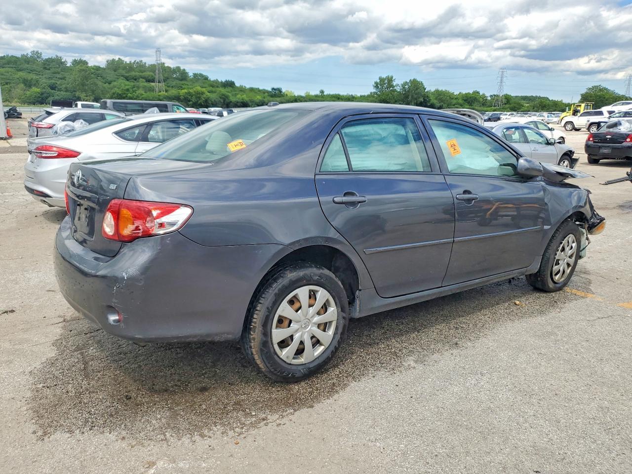 2009 Toyota Corolla Le - Фото 3