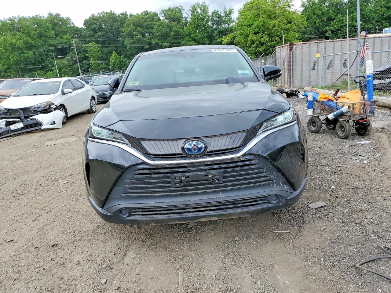 2021 Toyota Venza Le - Фото 5