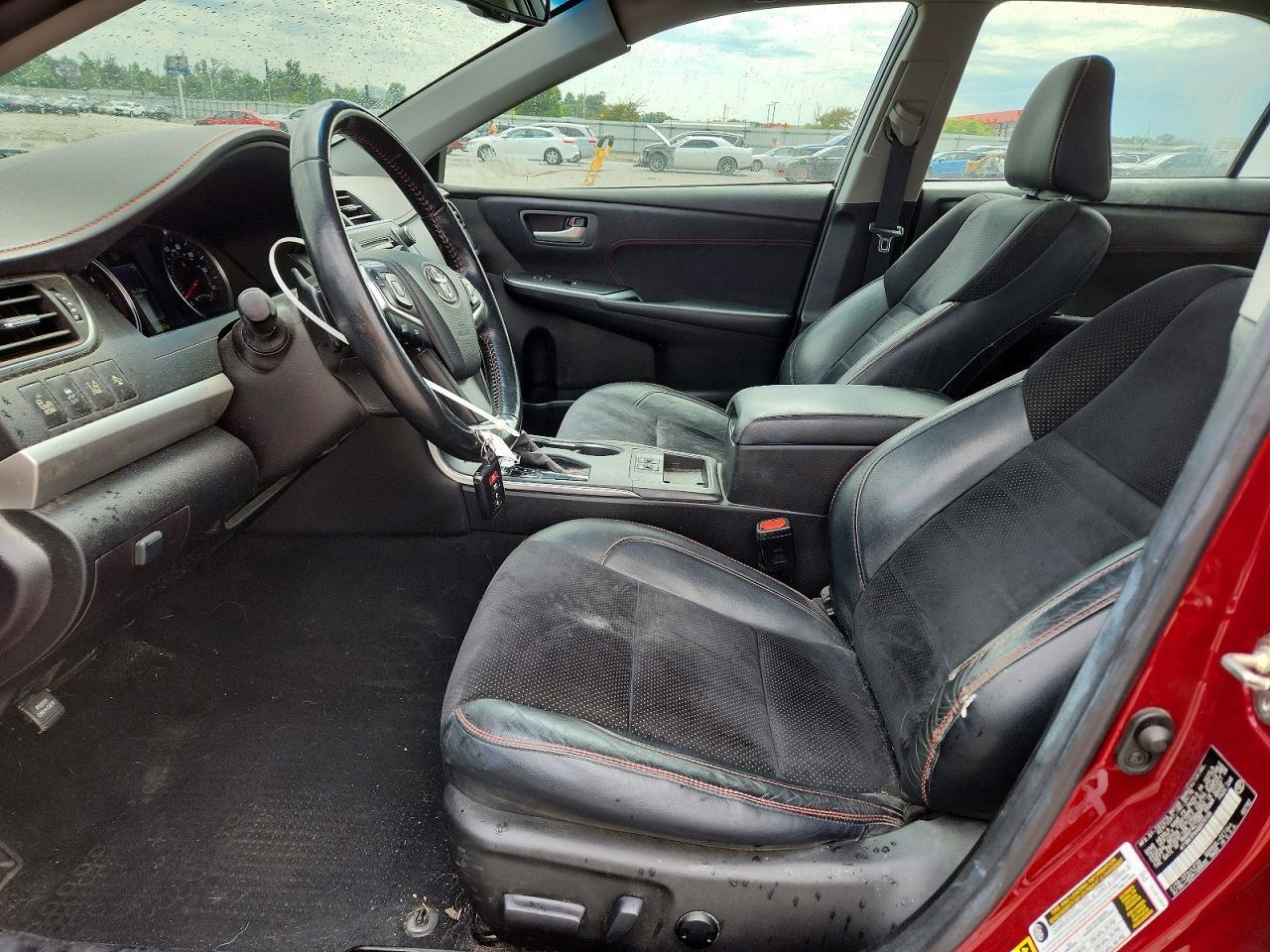 2016 Toyota Camry Xse V6 - Image 7