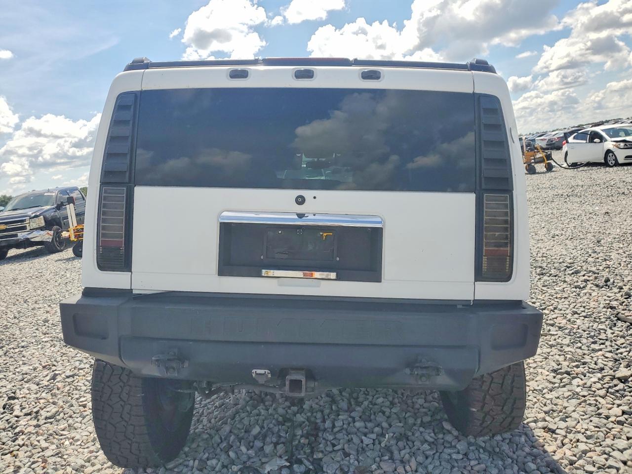 2003 Hummer H2 - Image 6