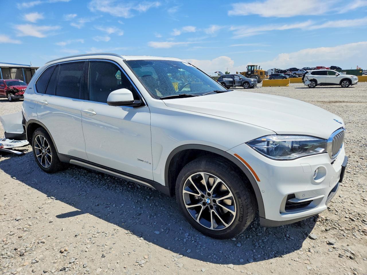 2017 BMW X5 Xdr40E - Фото 4