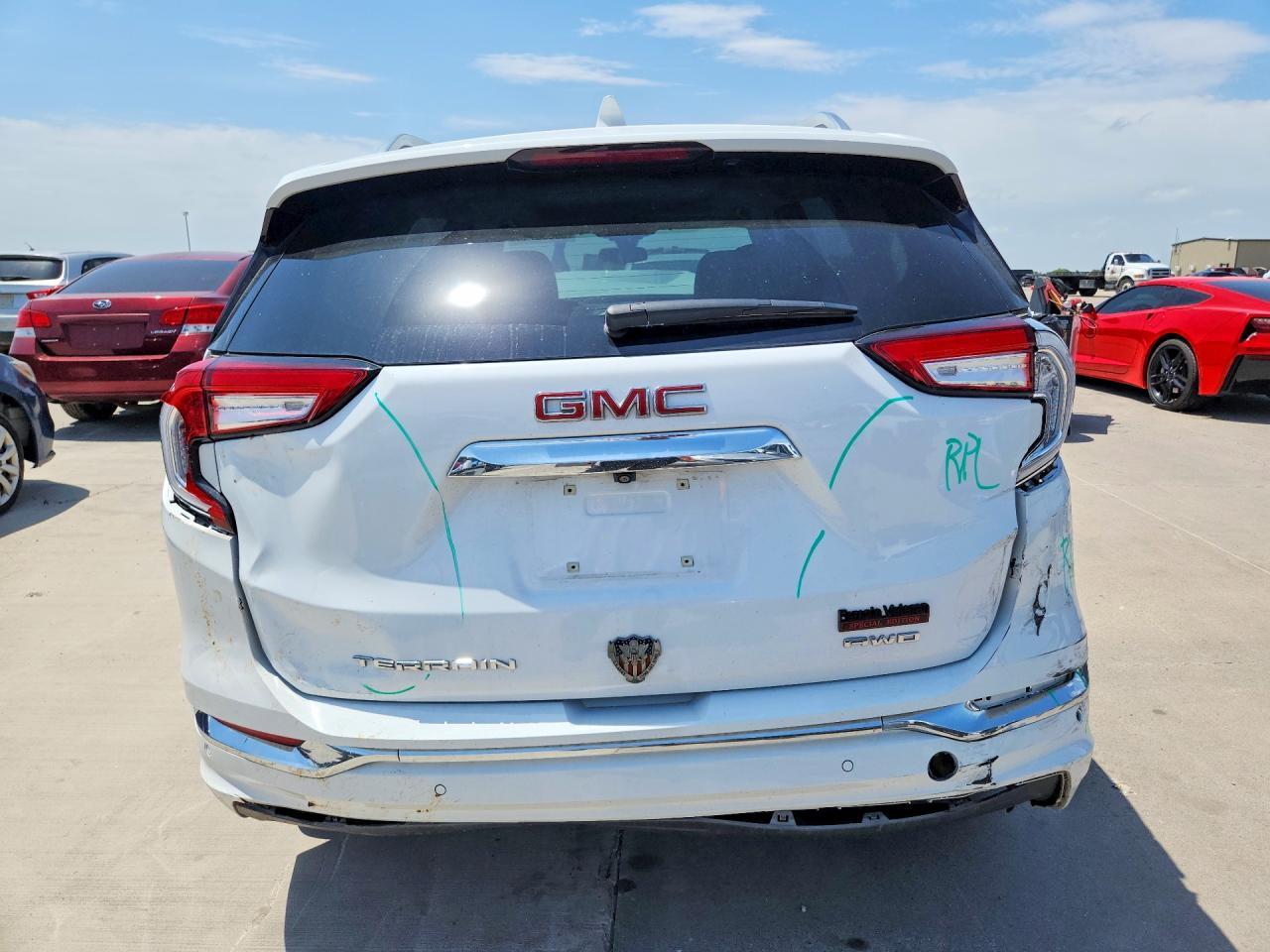 2023 GMC Terrain Denali - Фото 6
