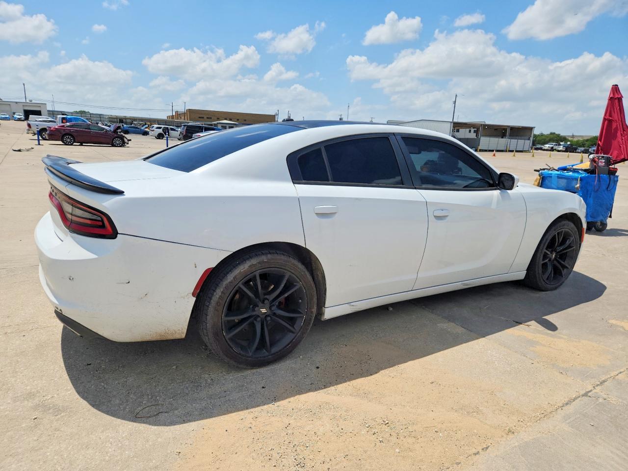2015 Dodge Charger Se - Фото 3
