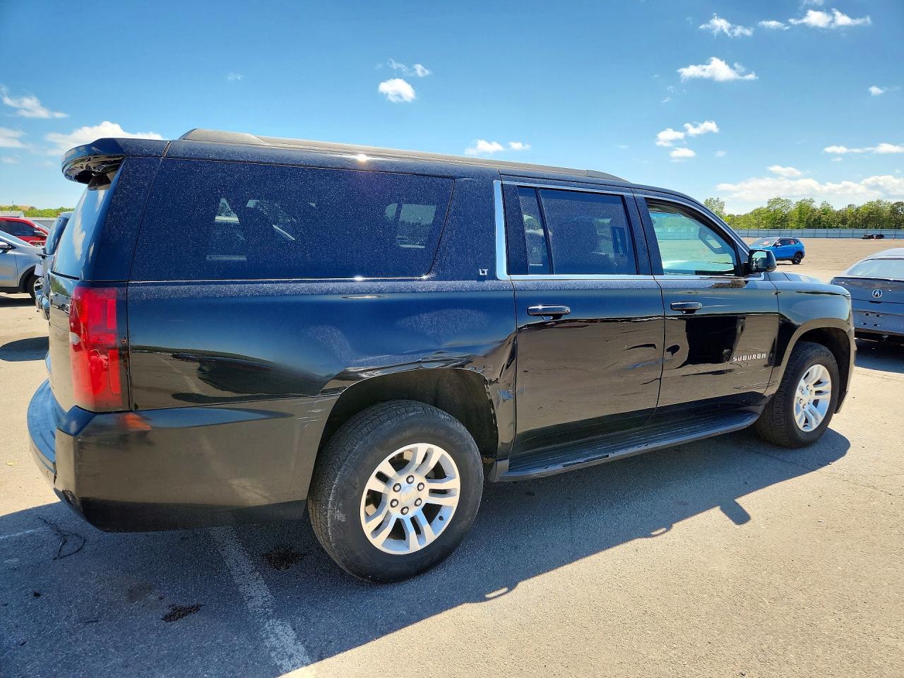 2019 Chevrolet Suburban K1500 Lt - Фото 3