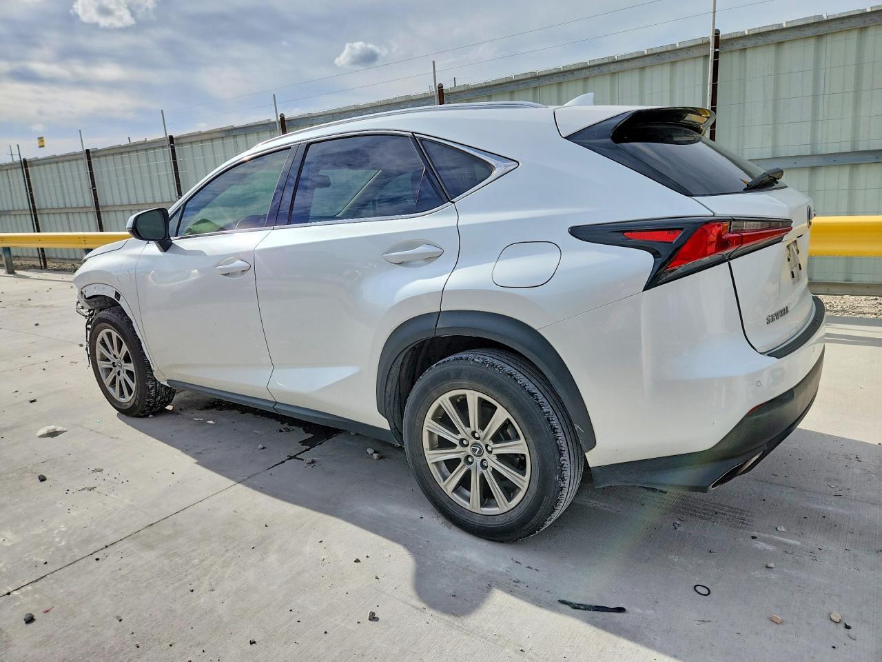 2020 Lexus Nx 300 - Image 2