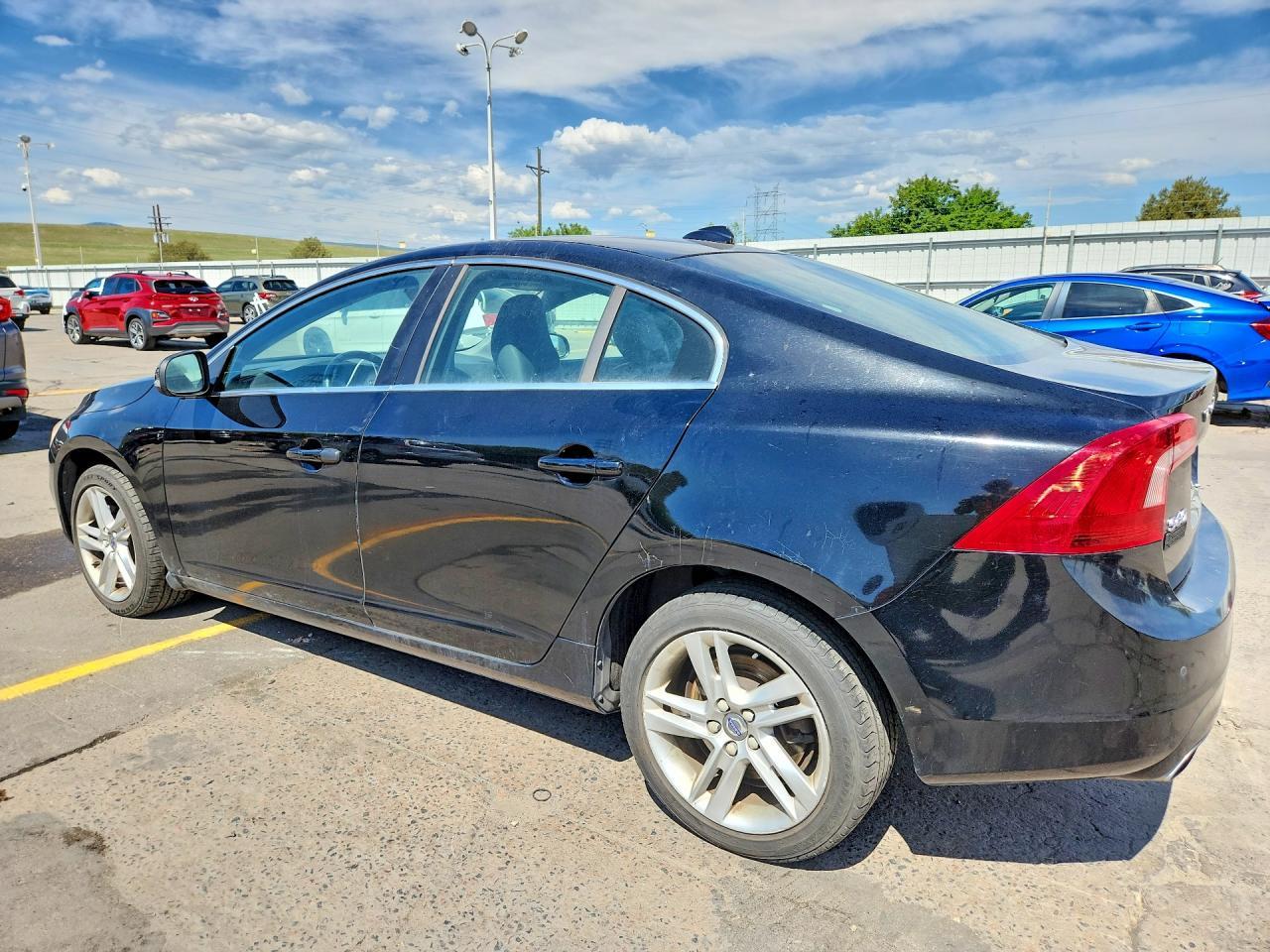 2015 Volvo S60 Premier - Image 2