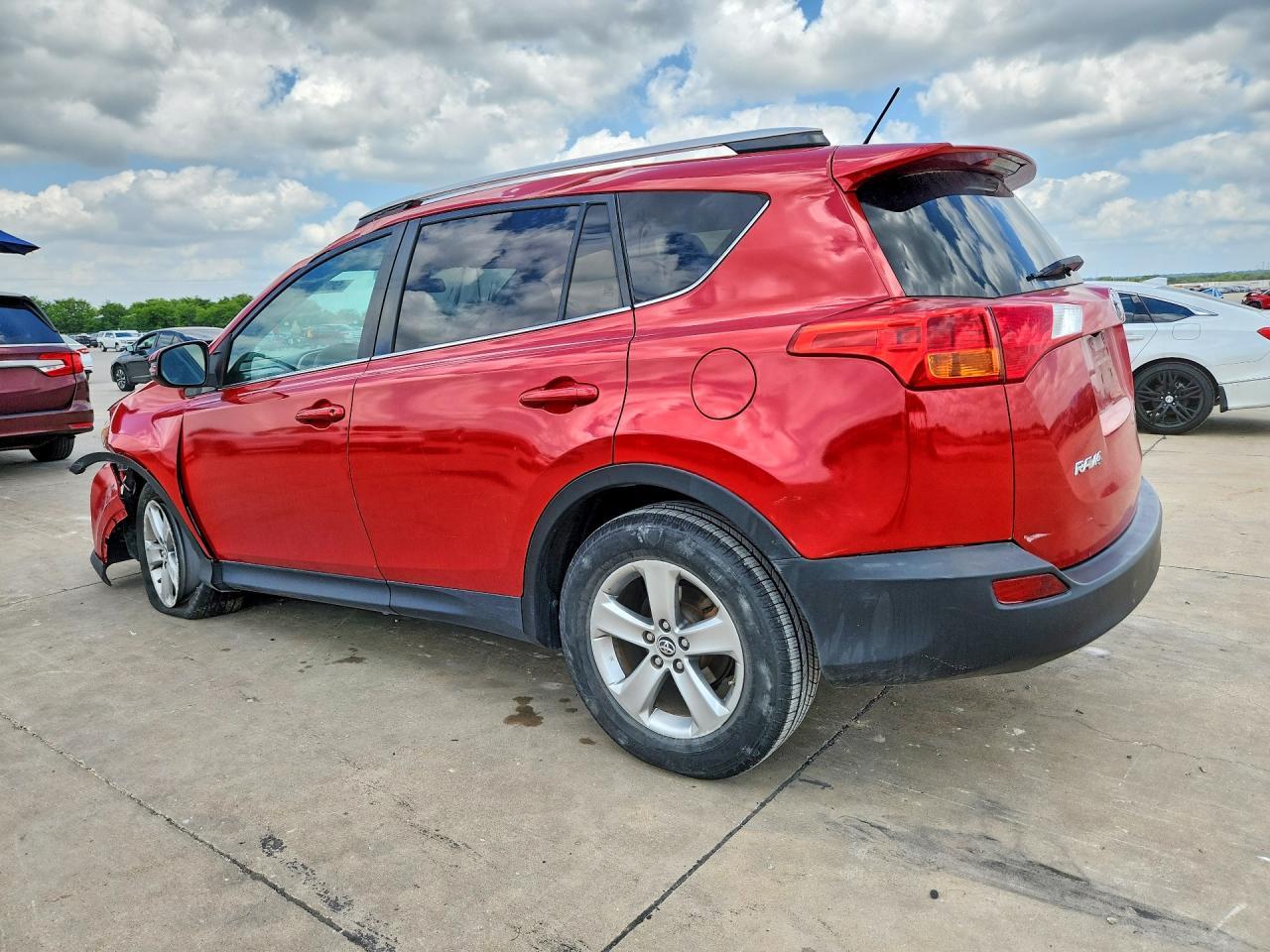 2015 Toyota Rav4 Xle - Фото 2