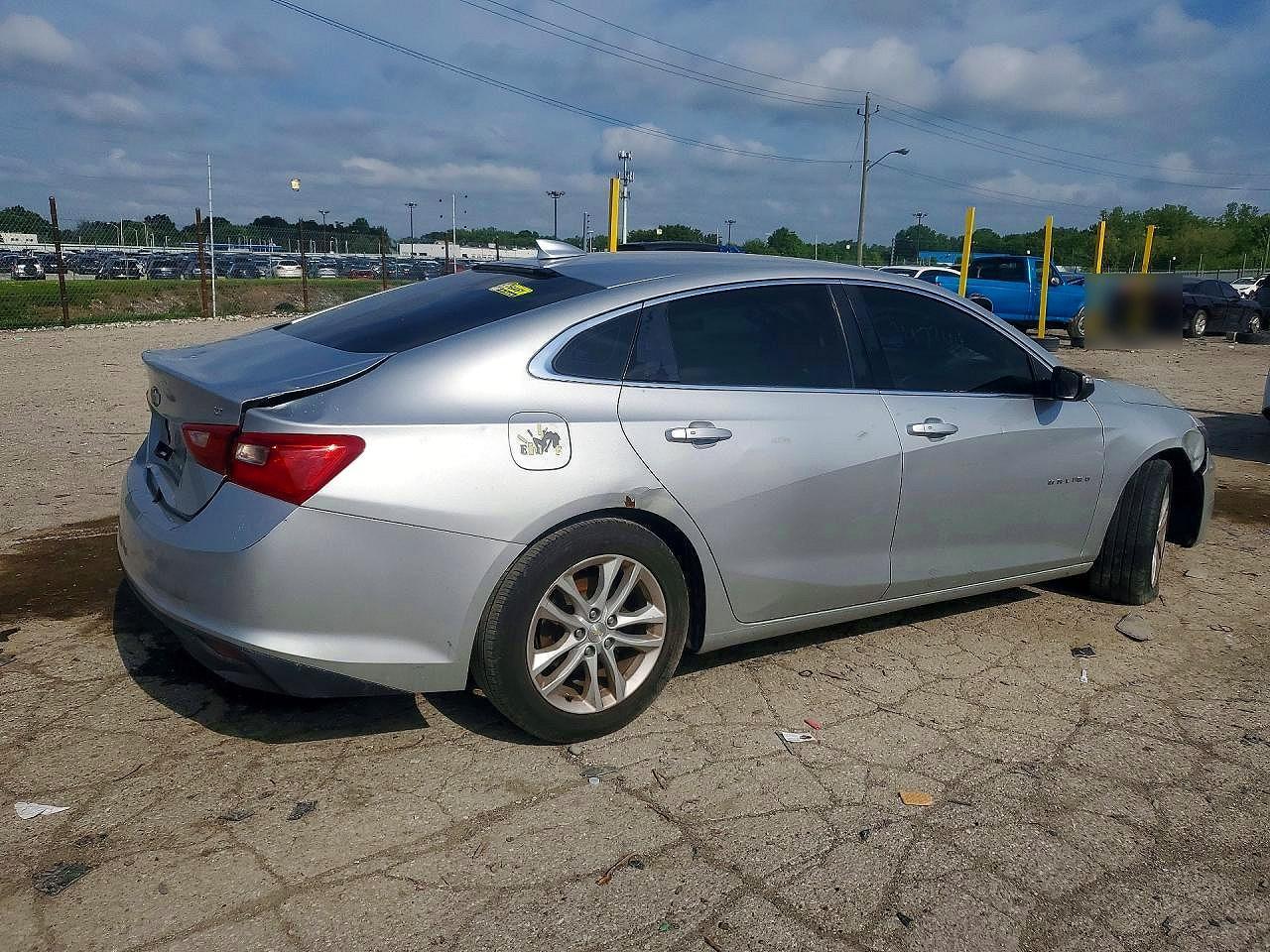 2018 Chevrolet Malibu Lt - Image 3