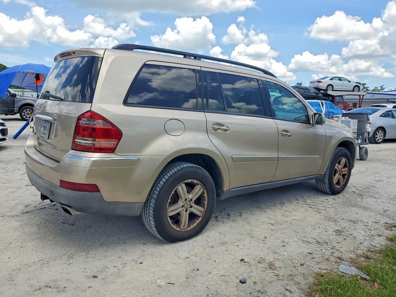 2007 Mercedes-Benz Gl 450 4Matic - Image 3