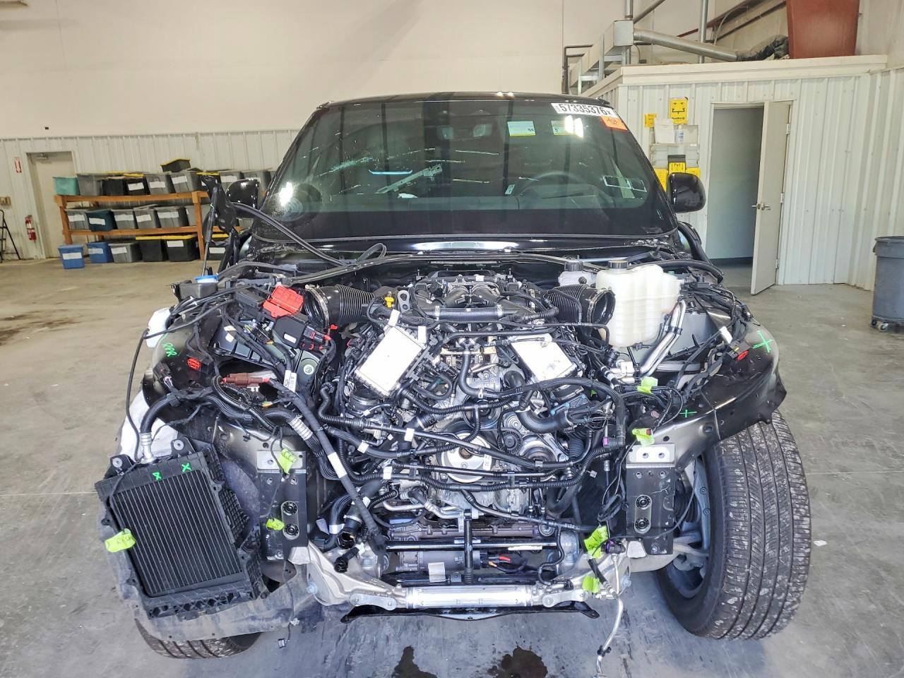 2026 Land Rover Range Rover Se - Image 5