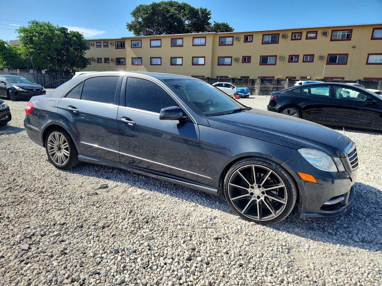 2013 Mercedes-Benz E 350 - Фото 4