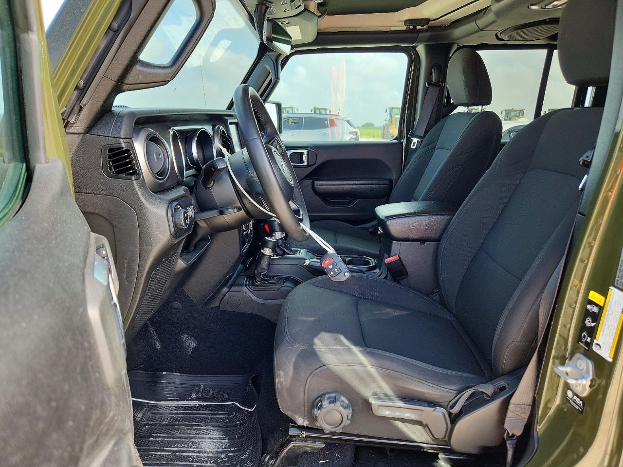 2023 Jeep Gladiator Sport - Фото 7